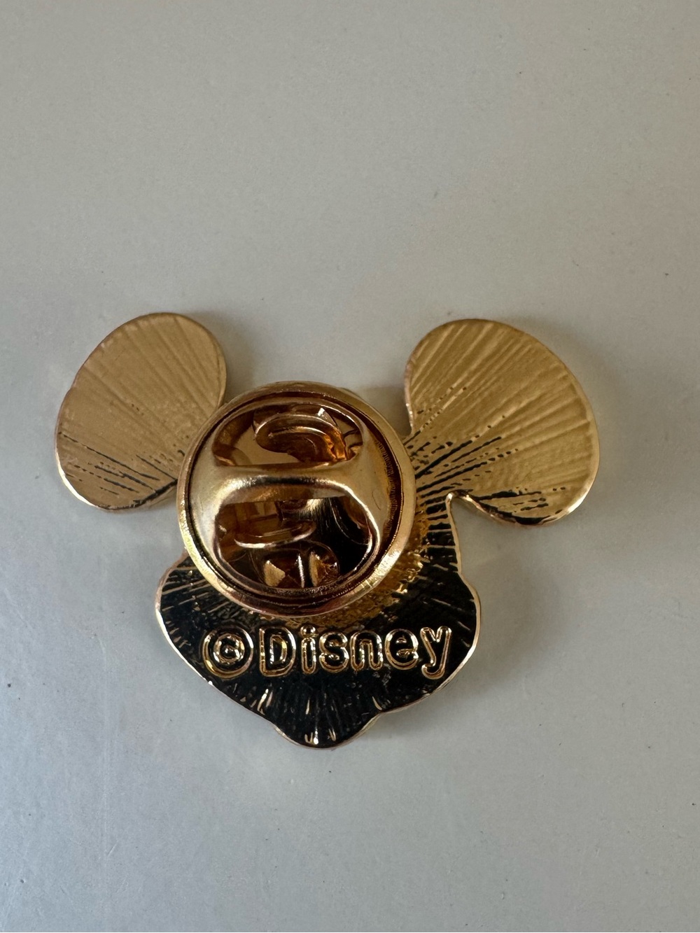 Disney Mickey Mouse face Pin - Picture 2 of 2